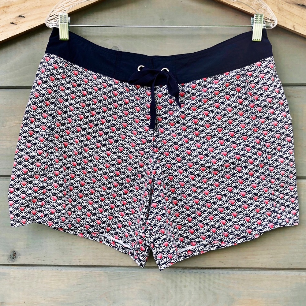 Tommy Bahama Nylon Shorts Small